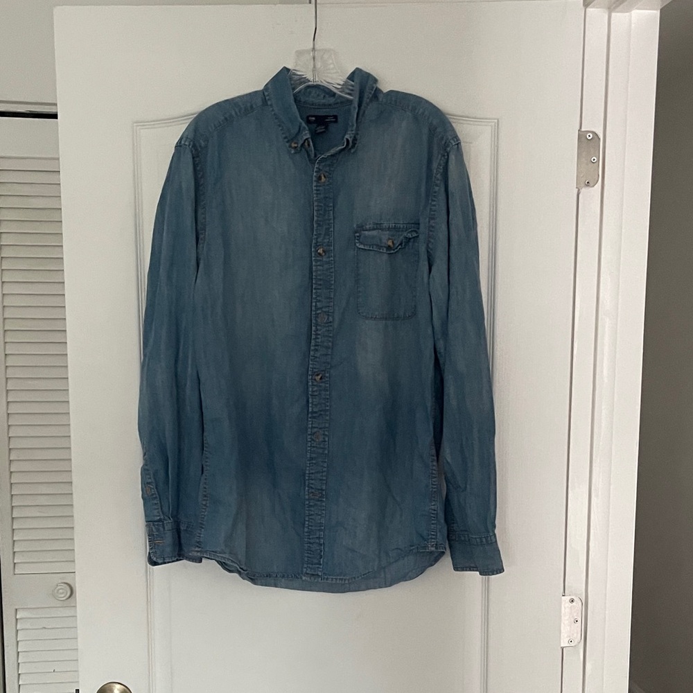GAP Light Blue Casual Button Down Shirt